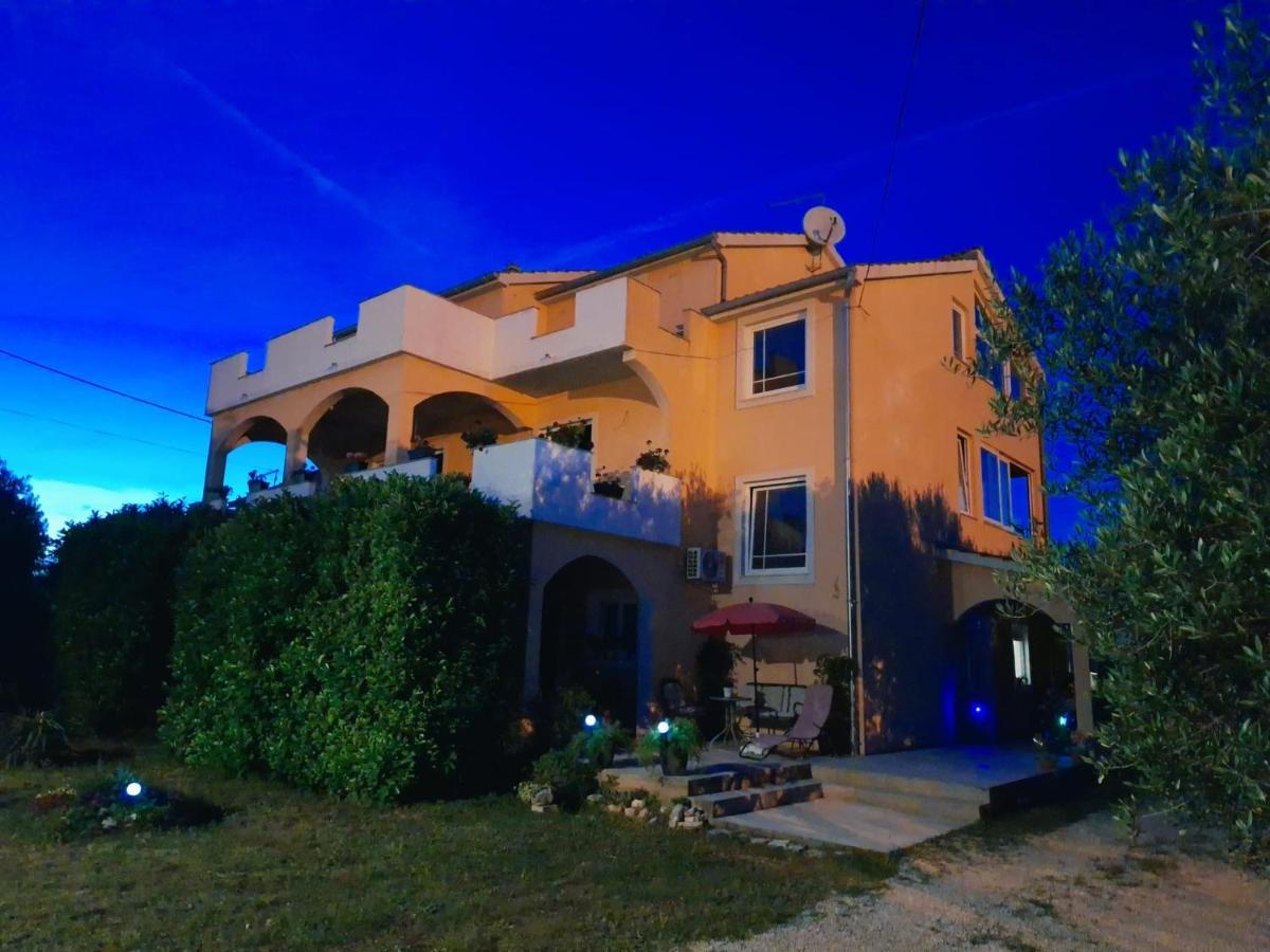 Apartmani Joja Биоград на Мору Екстериор снимка